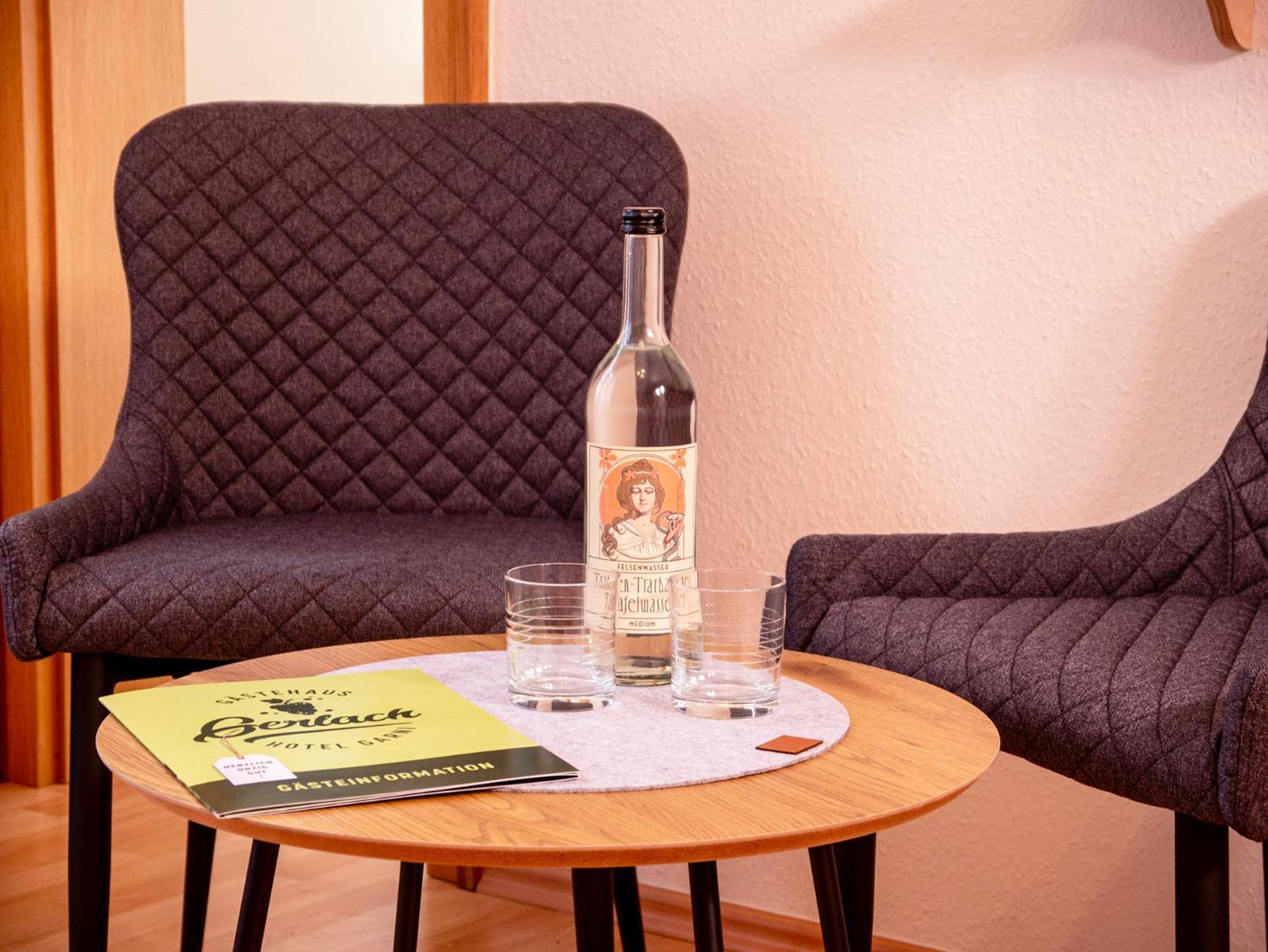 Weingut / Gaestehaus Gerlach Ürzig Kültér fotó